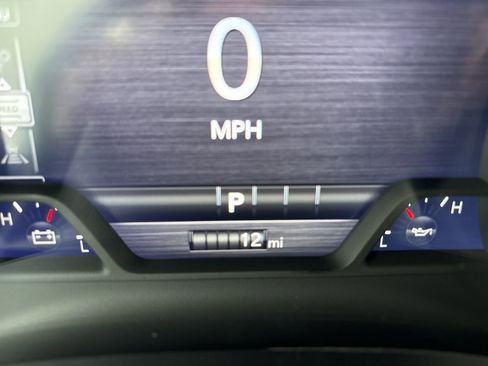 New 2026 RAM 1500 Express AWD/4WD image 21