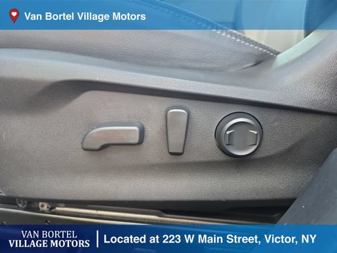 Used 2020 Subaru Forester Limited AWD/4WD image 13