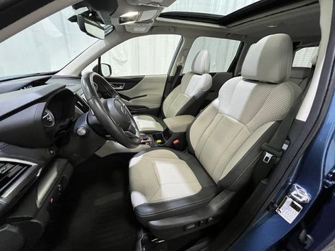 Used 2024 Subaru Forester Premium AWD/4WD image 9