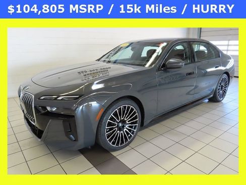 Used 2025 BMW 740i image 1