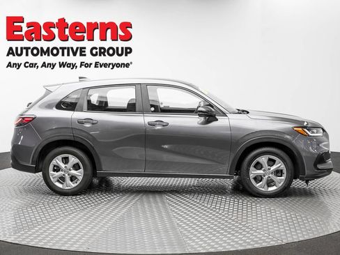Used 2023 Honda HR-V LX image 4