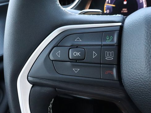 New 2025 Jeep Grand Cherokee Laredo X w/ Luxury Tech Group I image 30