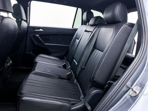 Used 2022 Volkswagen Tiguan SE R-Line image 37