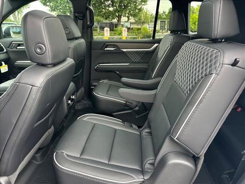 New 2026 GMC Acadia Denali w/ Super Cruise Package AWD/4WD image 22