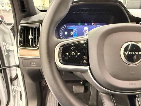 Used 2026 Volvo XC90 B6 Plus AWD/4WD image 13