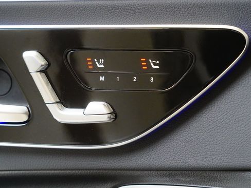 Certified 2025 Mercedes-Benz CLE 450 4MATIC Cabriolet image 30