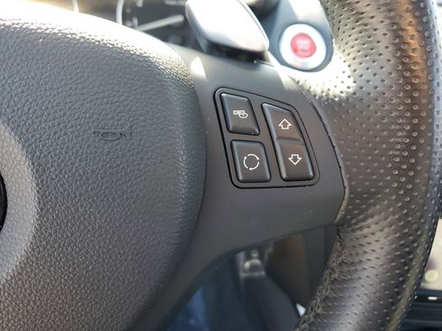 Used 2010 BMW 135i Coupe image 26