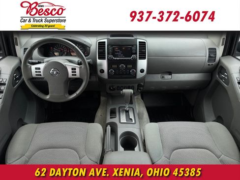 Used 2015 Nissan Frontier SV w/ SV Value Truck Package AWD/4WD image 9