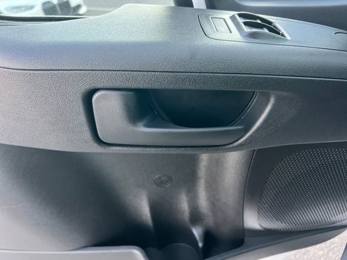 Used 2025 RAM ProMaster 2500 w/ Storage Group image 11