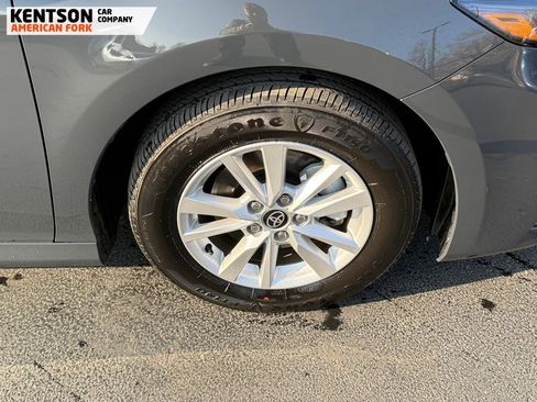 Used 2026 Toyota Camry LE image 14