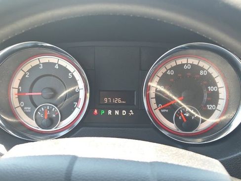 Used 2017 Dodge Grand Caravan SXT w/ Blacktop Package image 39