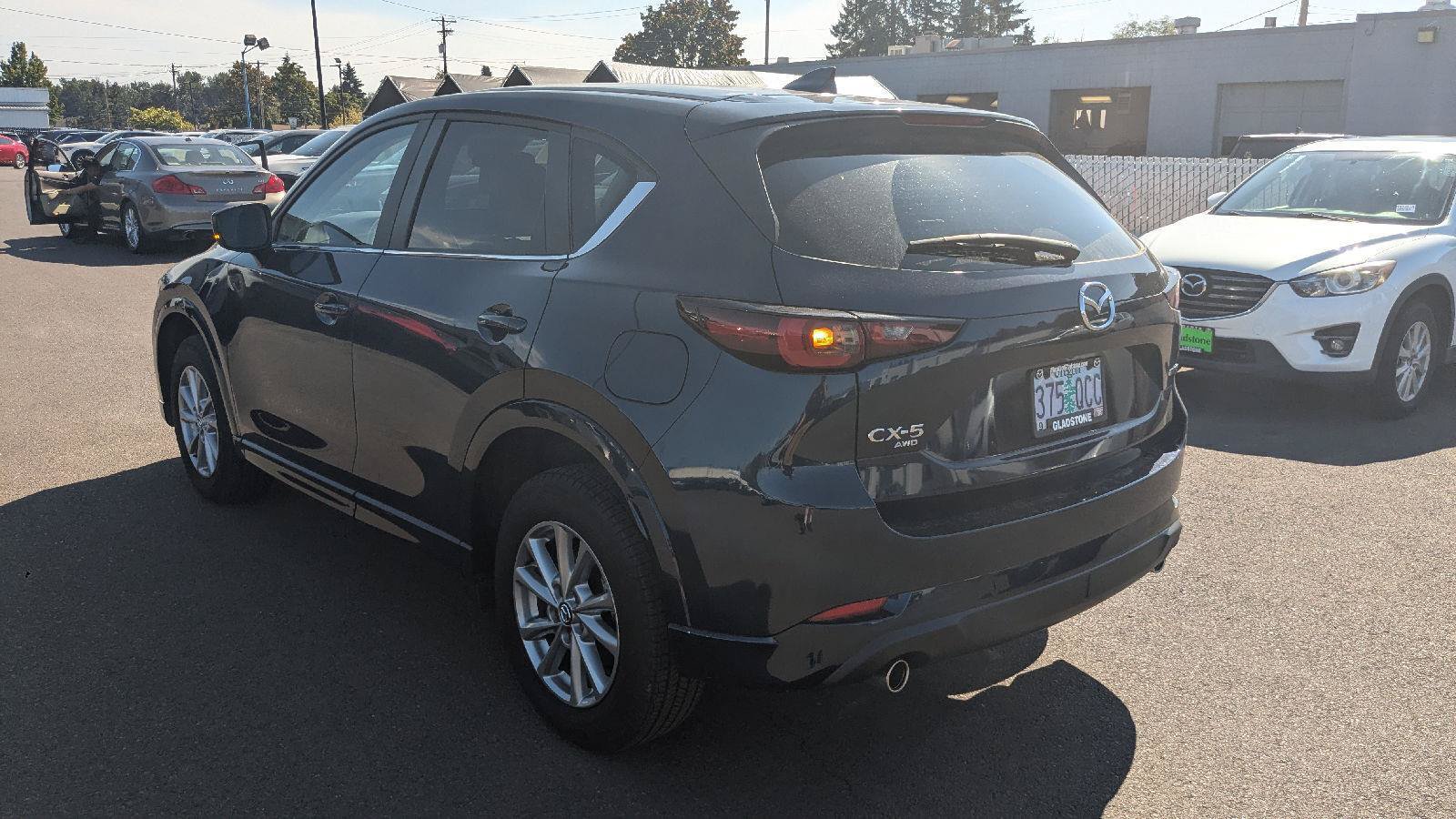 Used 2024 MAZDA CX-5 AWD 2.5 S w/ Select Package image 3