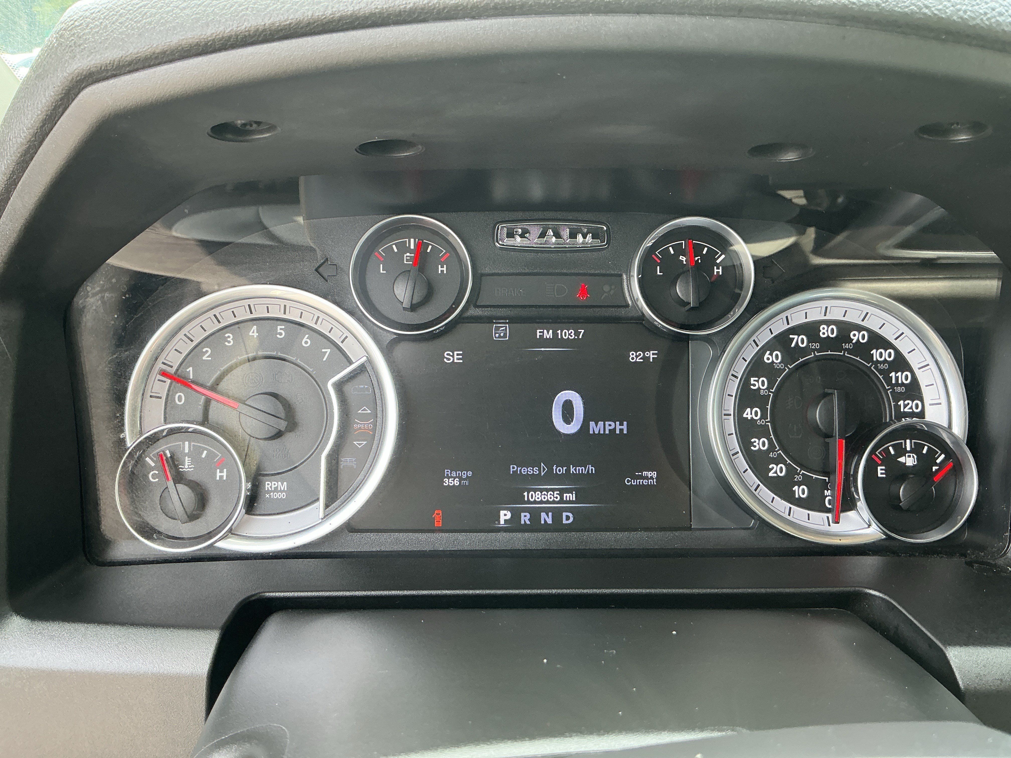 Used 2023 RAM 1500 Classic SLT w/ Trailer & Traction Group AWD/4WD image 19
