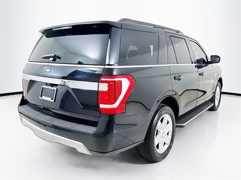 Used 2019 Ford Expedition XLT w/ Equipment Group 202A image 5