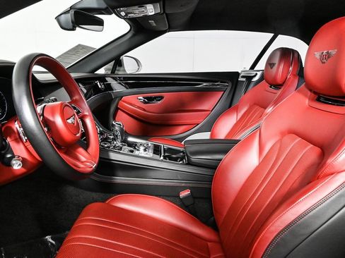 Used 2021 Bentley Continental GT image 14