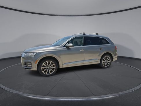Used 2017 Audi Q7 3.0T Premium Plus w/ Premium Plus Package AWD/4WD image 5