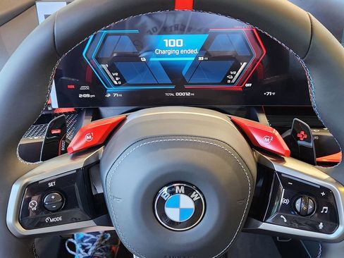 New 2026 BMW M5 w/ Carbon Package AWD/4WD image 12