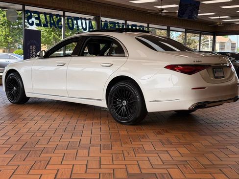 Used 2022 Mercedes-Benz S 580 4MATIC Sedan image 5