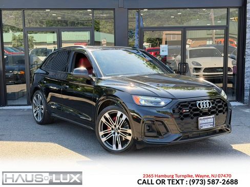 Used 2021 Audi SQ5 Prestige AWD/4WD image 2