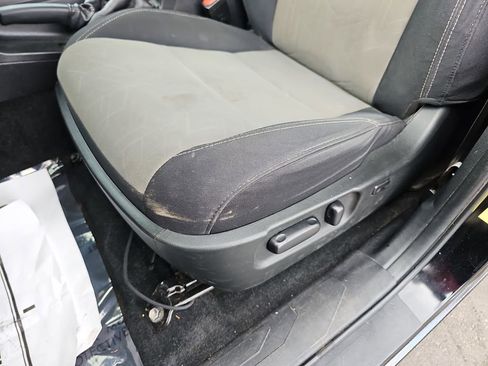 Used 2023 Toyota Tacoma TRD Off-Road AWD/4WD image 33