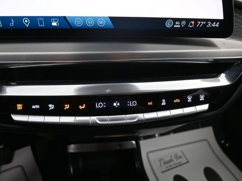 Used 2024 Cadillac Lyriq Luxury RWD image 13