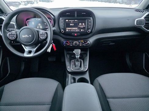 Certified 2023 Kia Soul LX w/ LX Technology Package image 21