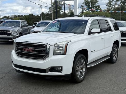 Used 2015 GMC Yukon SLT w/ HD Trailering Package image 9
