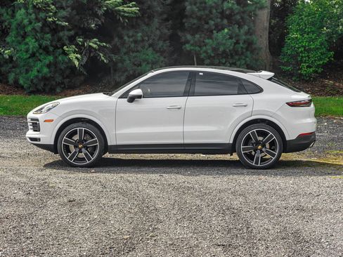 Used 2021 Porsche Cayenne Coupe AWD/4WD image 4