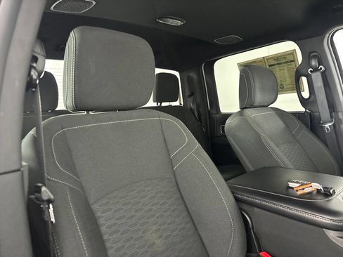 Used 2025 RAM 2500 Big Horn AWD/4WD image 30
