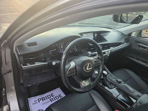 Used 2016 Lexus ES 350 w/ Accessory Package FWD image 12