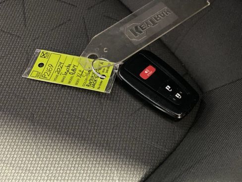 Used 2024 Toyota RAV4 XLE FWD image 19