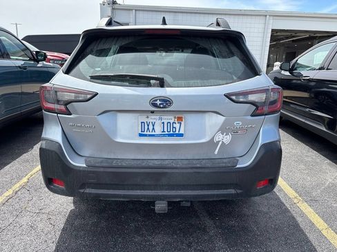 Used 2025 Subaru Outback w/ Popular Package #1A AWD/4WD image 5
