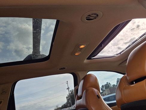 Used 2014 Chevrolet Traverse LTZ image 18