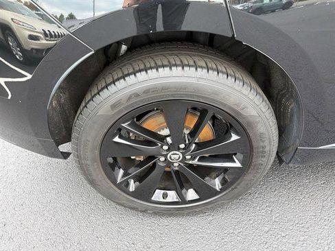 Used 2024 Jaguar F-PACE R-Dynamic S image 10