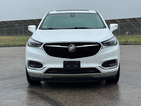 Used 2019 Buick Enclave Premium w/ Experience Buick Package image 8