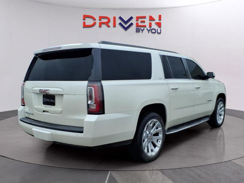 Used 2015 GMC Yukon XL SLT w/ Open Road Package image 5