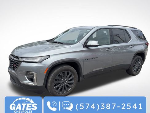 Used 2023 Chevrolet Traverse RS AWD/4WD image 1