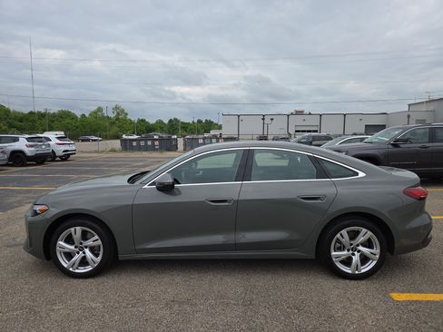 Used 2025 Audi A5 2.0T Premium Plus w/ Premium Plus image 2