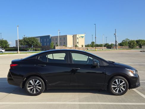 Used 2024 Nissan Versa S w/ S Plus Package FWD image 2