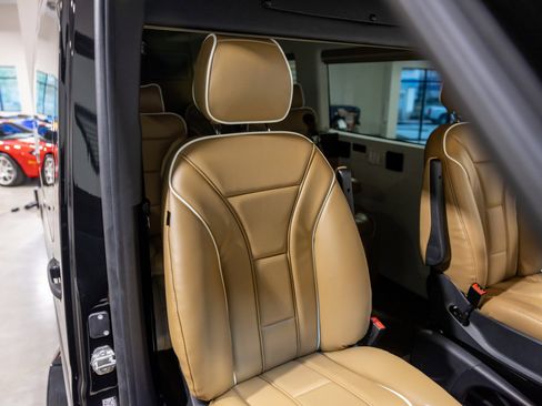 Used 2025 Mercedes-Benz Sprinter 3500 image 16