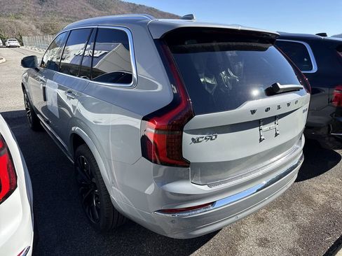 New 2026 Volvo XC90 B6 Plus w/ Protection Package Premier image 4