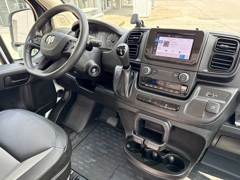 Used 2025 RAM ProMaster 2500 w/ Convenience Group FWD image 23