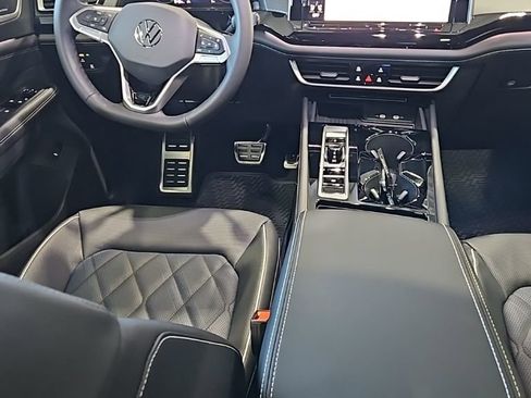 New 2026 Volkswagen Atlas Cross Sport SEL Premium R-Line AWD/4WD image 25