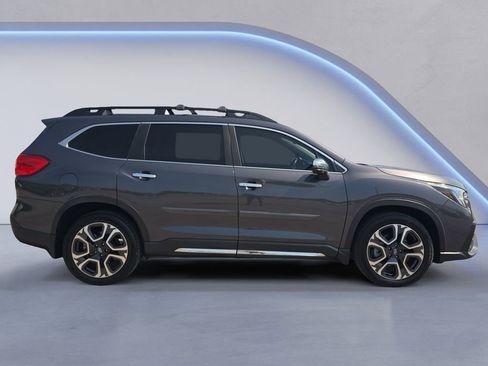 Used 2023 Subaru Ascent Touring AWD/4WD image 7