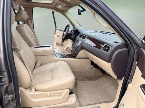 Used 2013 GMC Yukon Denali image 24