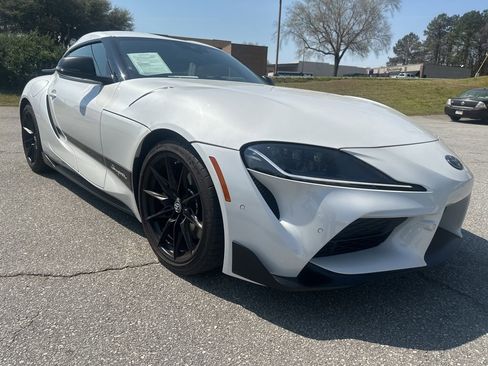 Certified 2024 Toyota Supra image 3