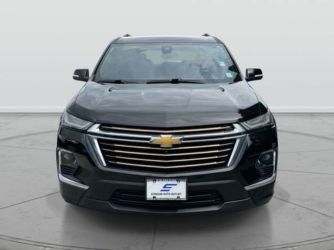 Used 2023 Chevrolet Traverse High Country AWD/4WD image 2