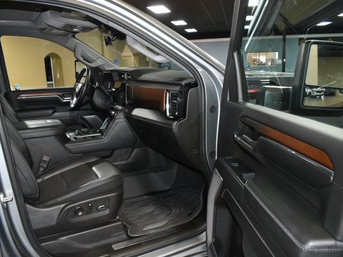 Used 2024 GMC Sierra 2500 Denali w/ Denali Reserve Package AWD/4WD image 46
