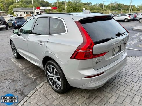 Used 2022 Volvo XC60 B5 Momentum w/ Climate Package image 7