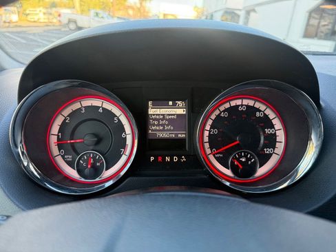 Used 2019 Dodge Grand Caravan GT image 19